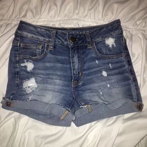 AE 00 shorts